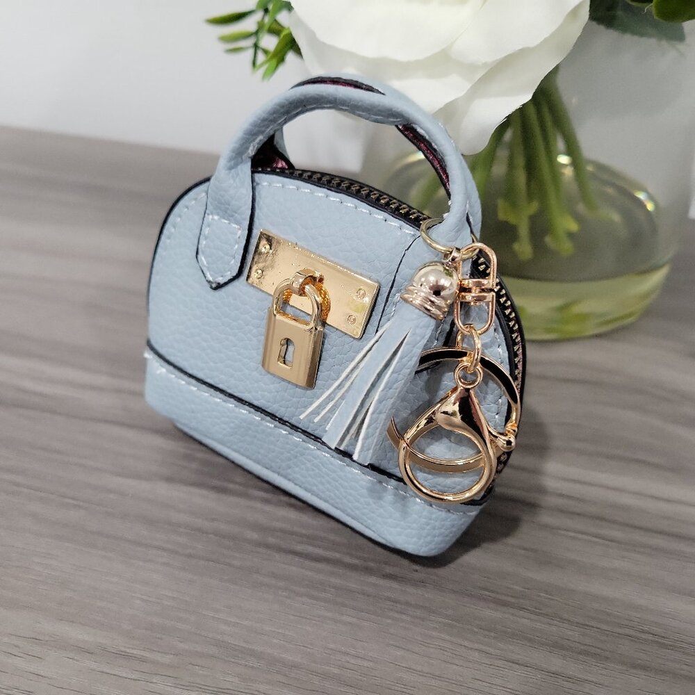 Baby Blue Mini Coin Purse Keychain Bag Lipstick AirPods Holder - Picture 5 of 7